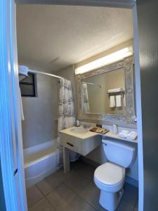 Sandals Inn - 18