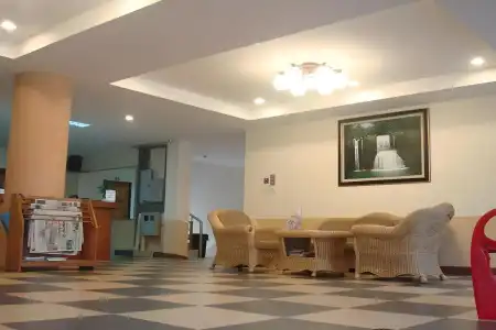 Trat Center - 24