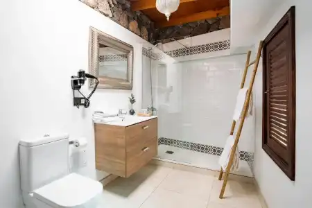 El Charco Suites - 48