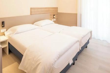 Piccolo Paradiso - 143