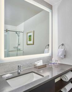 Hyatt Regency Lexington - 8