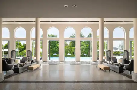 Cross Pattaya Pratamnak - 17