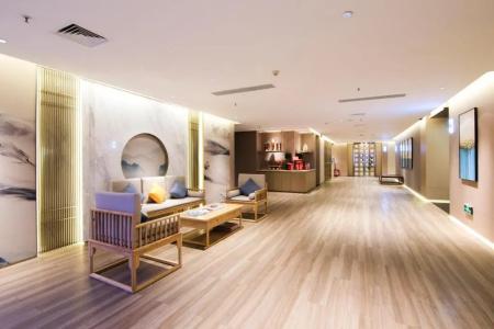 Grand Skylight - 12