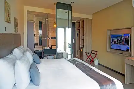 SureStay Plus by Best Western T Pattaya - 63