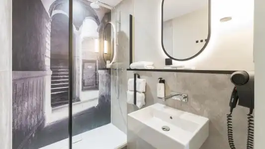 Campanile PRIME - Lyon Centre - Gare Perrache - 42