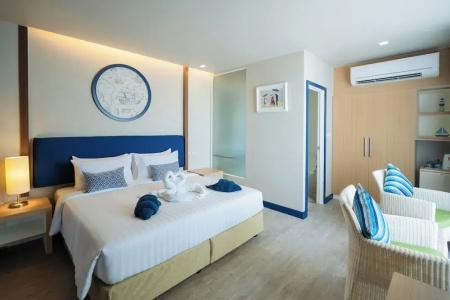 Phuket Boat Quay Panwa Beach - 69