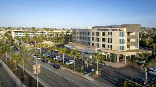DoubleTree by Hilton San Diego Bayside - 25