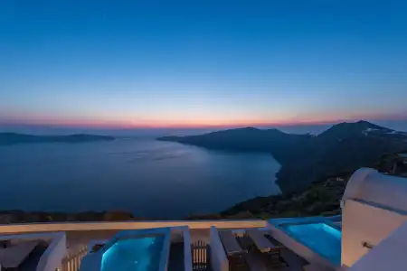 Gizis Cliffside Suites - 11