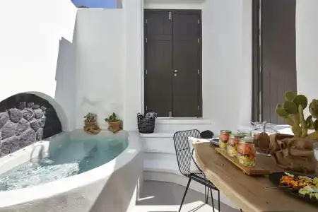 Floria Suites - 10