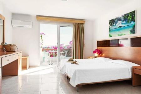 Minos Beach - 1