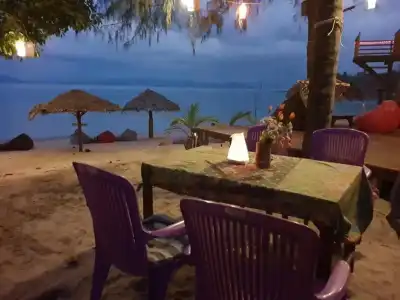 Sabai Sabai Beach Bungalows - 9