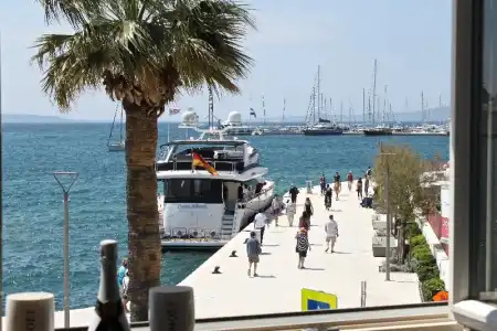 Galeria Valeria Seaside Downtown - Mag Quaint & Elegant Boutiques - 250