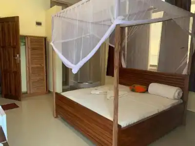 Mocco Beach Villa - 12