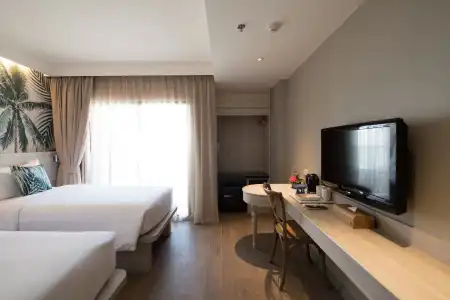Sawaddi Patong Resort & Spa by Tolani - 24