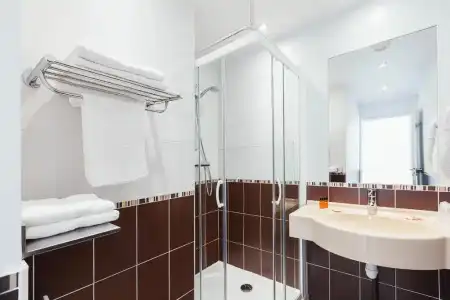 Esatitude Hôtel - 17