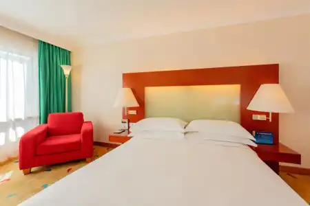Grand Skylight Royal - 42