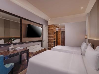 Aira Bangkok Sukhumvit 11 by Kingstons - 5