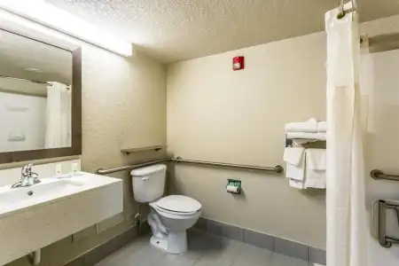 Quality Inn & Suites West El Paso I-10 - 6