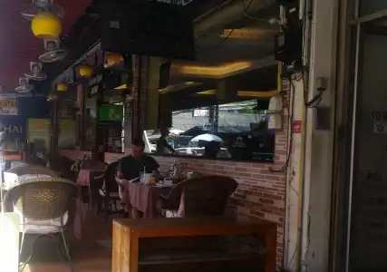 Nemo's Guesthouse and Massage - 11