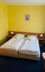 Park-Hotel - 2