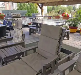 Times Square Suites - 16