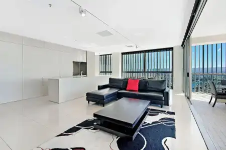 ULTIQA Air On Broadbeach - 208