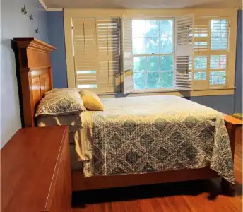 Blue Moon Guest House and Saloon - 26