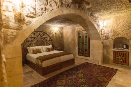 Solo Cave Suites - 127