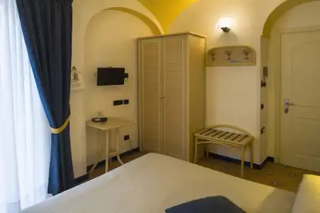 Bellevue Suite - 40