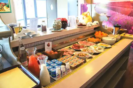 Le Provençal - 9