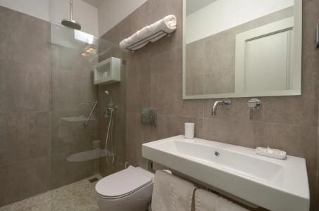 Innaxos Studios, Grotta Area, Naxos Town - 39