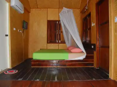 Malibu Beach Bungalows - 3