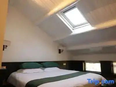 Xuanlan Xiaozhu Holiday Hostel - 102