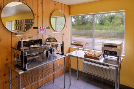 Valued Stay Madison - 6