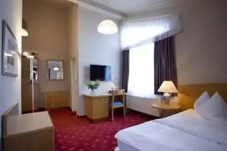 Das Kleine Ritz - 17
