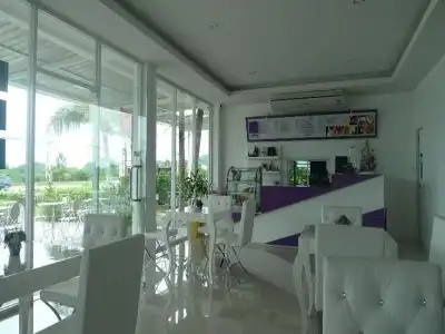 Phet Cha-am Plaza & Resort - 7