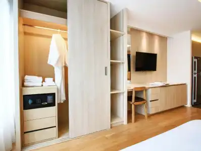 Balcony Seaside Sriracha & Serviced Apartments (SHA Extra Plus) - 289