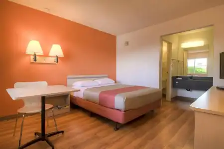 Motel 6 Las Vegas, NV - Boulder Highway - 18