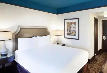 Crowne Plaza Key West-La Concha - 35