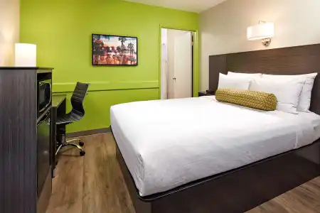 SureStay by Best Western San Diego Pacific Beach - 35