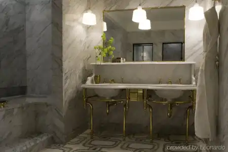 The Greenwich - 9