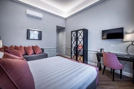 Ungherese Small Luxury - 141