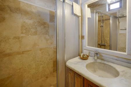 Tulip Cave Suites - 132