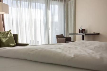 SUYTES Business Studios - 71