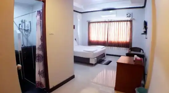 Khum Nakhon - 29
