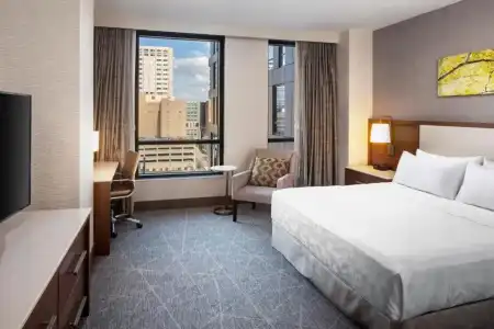 DoubleTree by Hilton Rochester Mayo Clinic Area - 76
