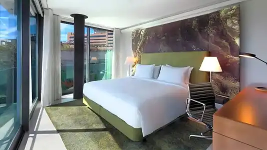 DoubleTree by Hilton Lisbon - Fontana Park - 50