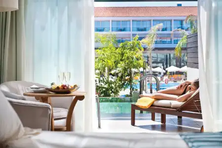 Olympic Lagoon Resort - 7
