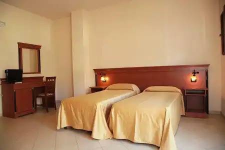 Baia delle Sirene Beach Resort - 3