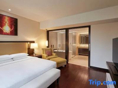 Courtyard by Marriott Mumbai International Airport - 52